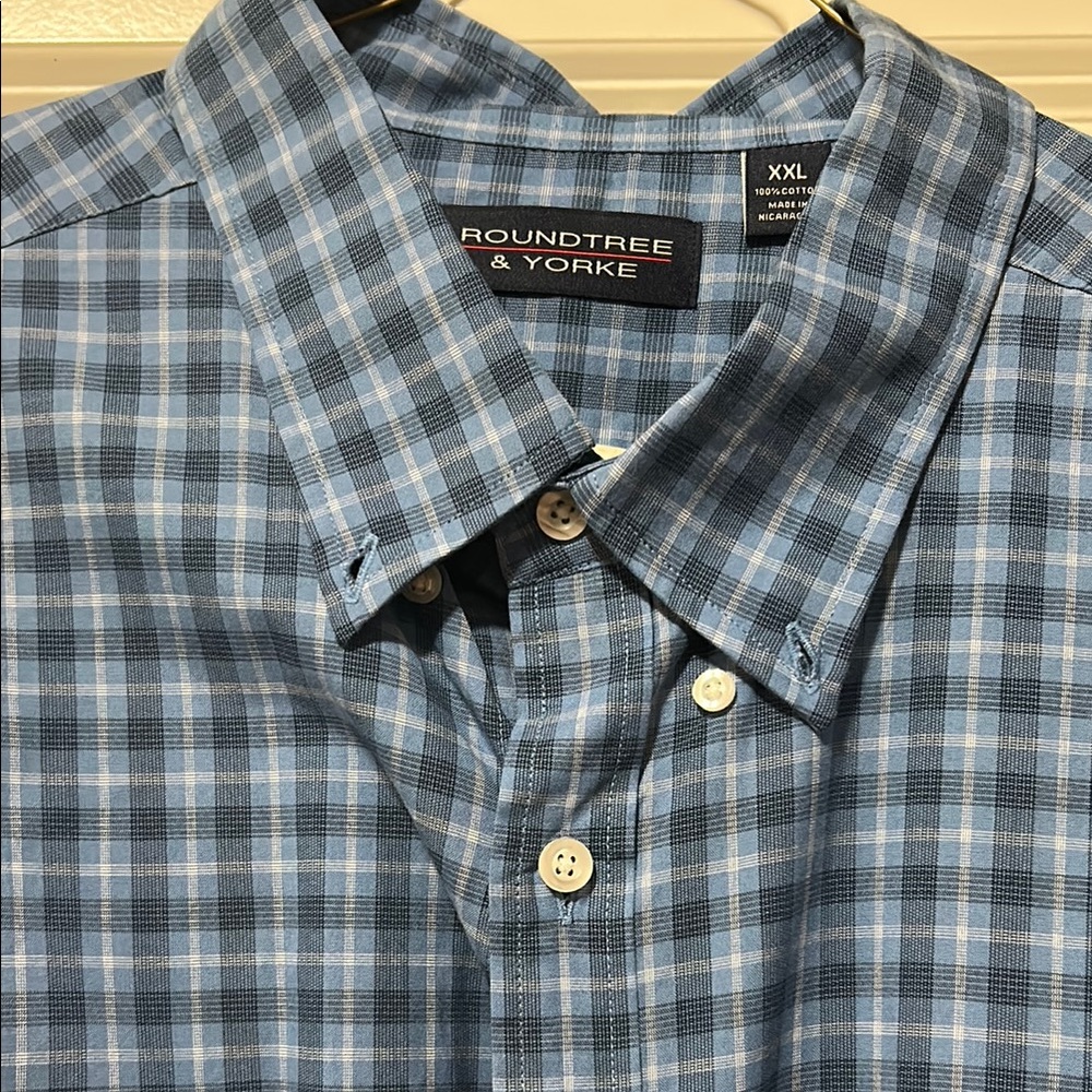 Roundtree & Yorke Blue Plaid Men's Shirt